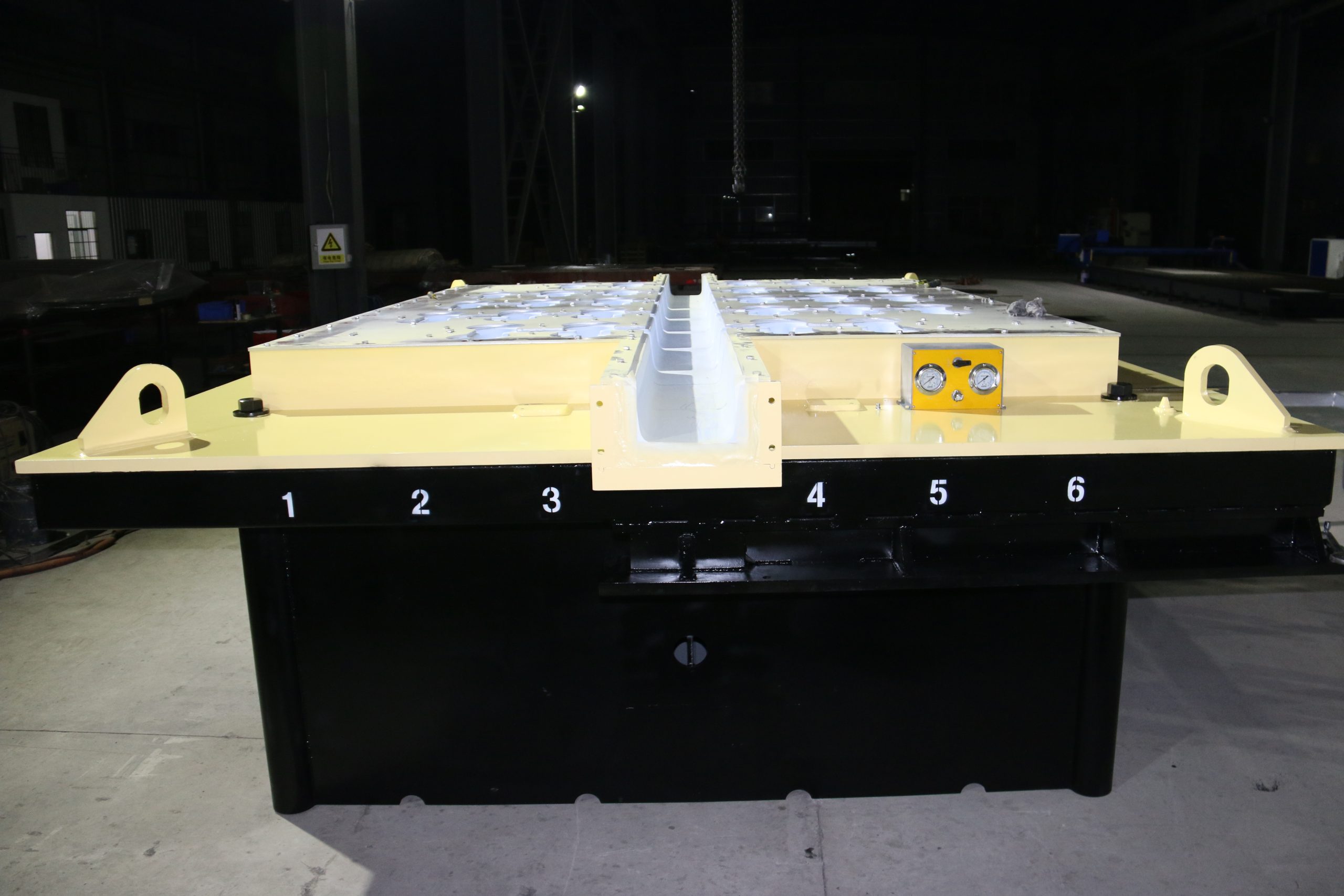 Oil Slip Aluminum Billet Casting Table