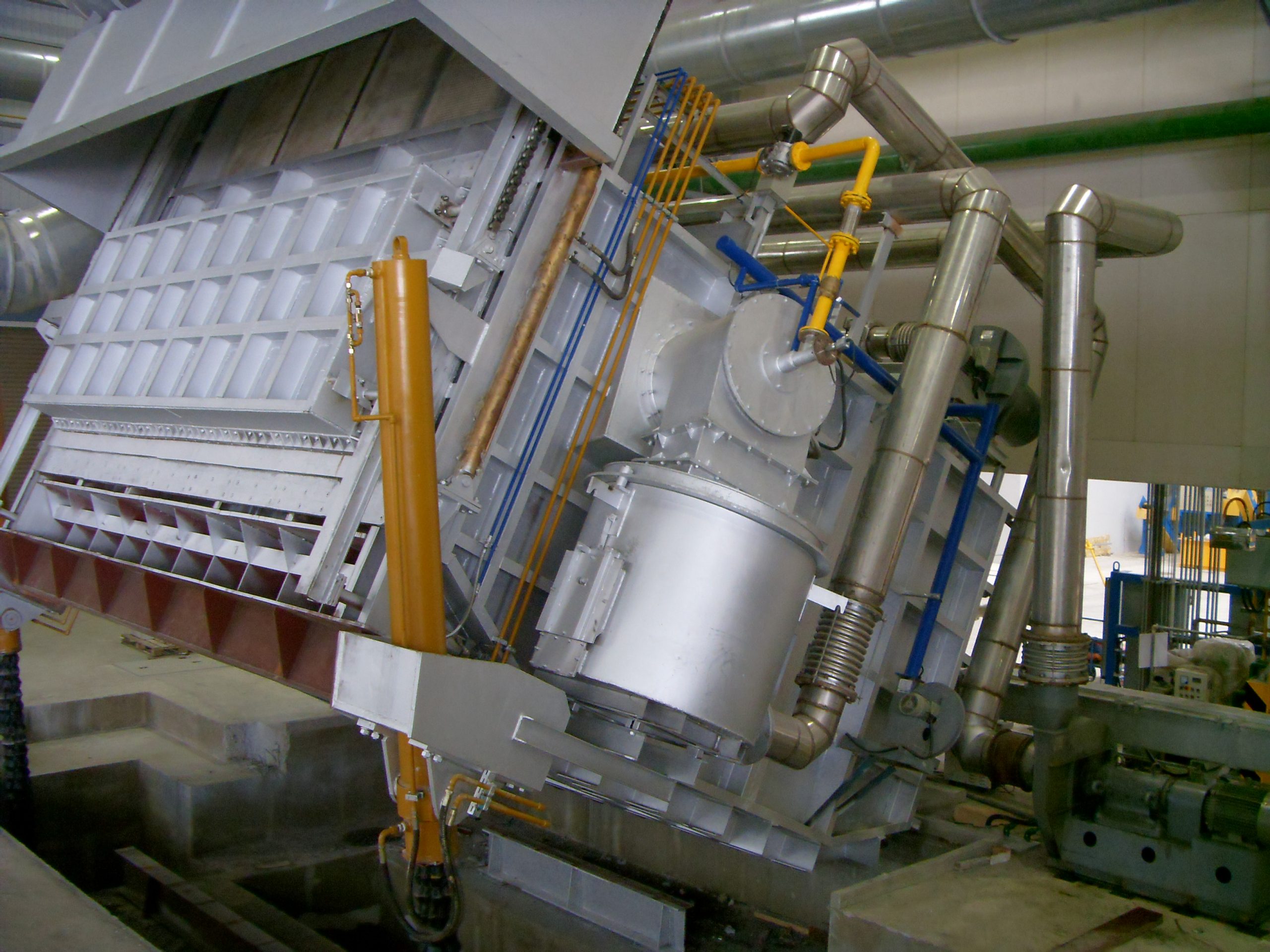 Tilting Type Aluminum Melting Furnace